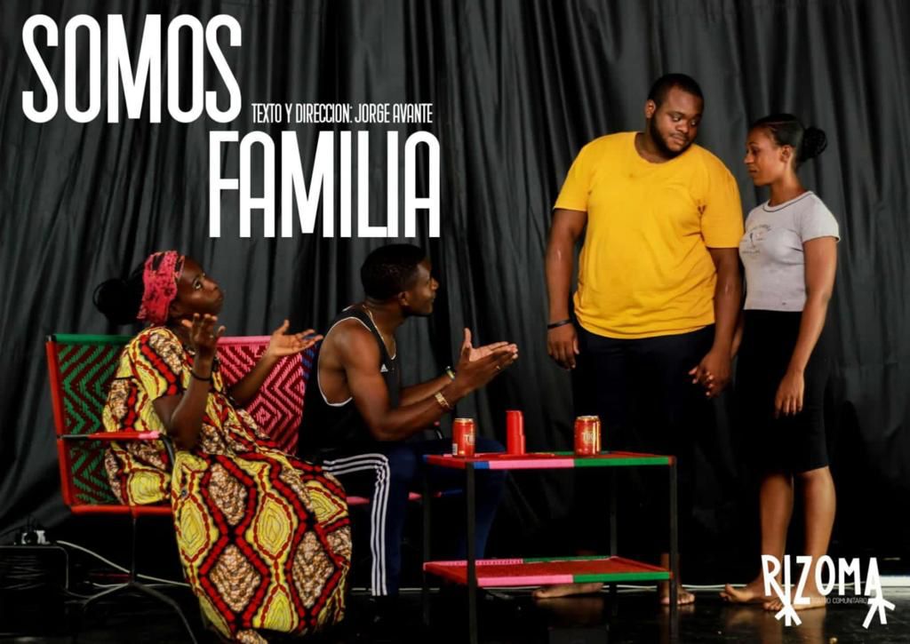Teatro Somos familia Con Rizoma