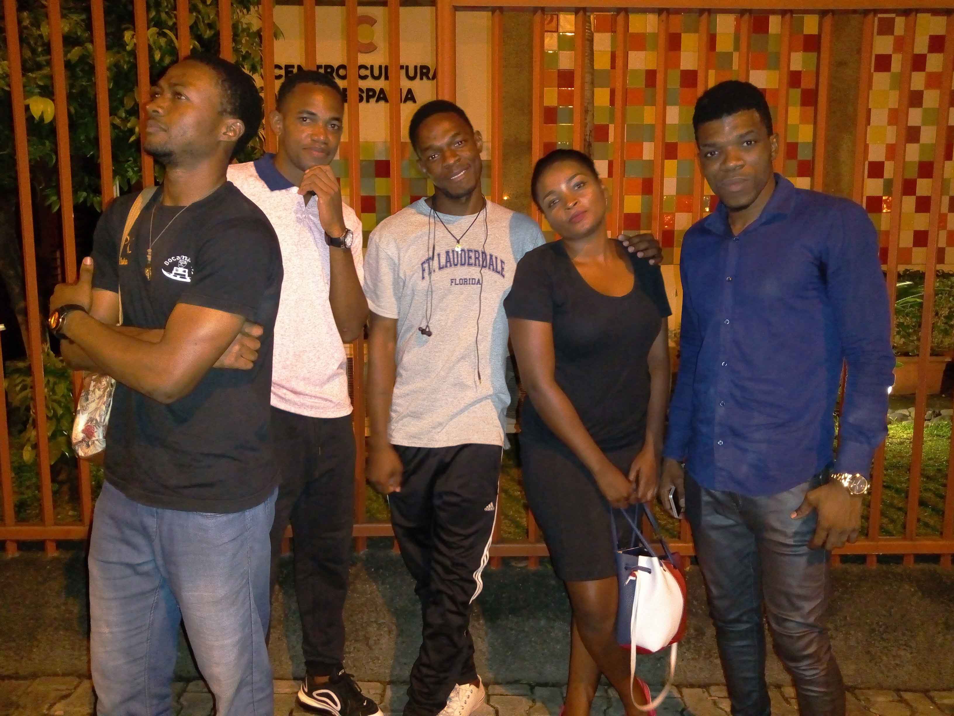 Monlogos de humor con Energa Bant